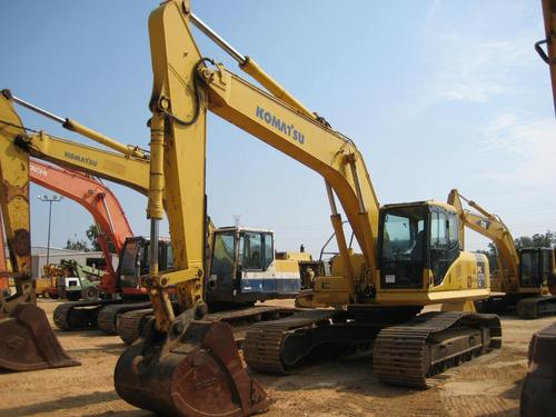 Komatsu PC270LC-7L Hydraulic Excavator Operation & Maintenance Manual