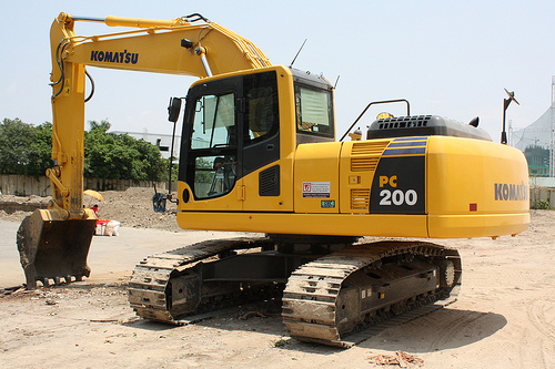 Komatsu PC200Z-6 Hydraulic Excavator Operation & Maintenance Manual
